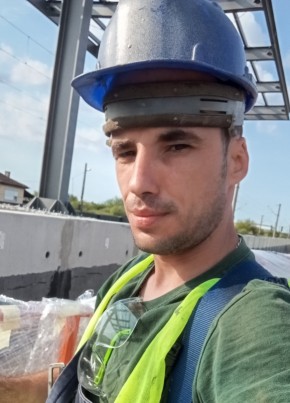 Mytza из Târgu Cărbuneşti 18 лет