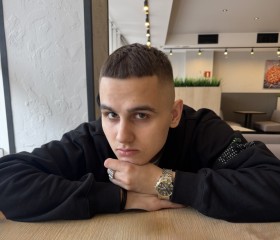 Vladislav, 19, Saint Petersburg
