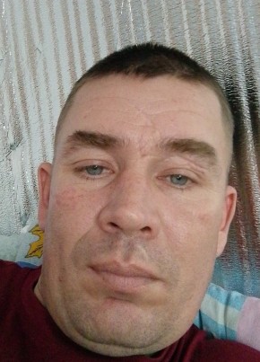 Александр, 39, Россия, Новичиха