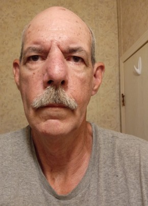 Cecil, 69, United States of America, Arlington (State of Texas)