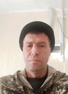 Владимир, 46, Россия, Усть-Кут