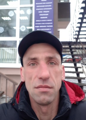 Максим, 37, Россия, Батайск