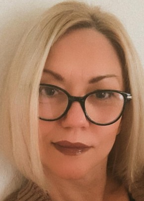Nadja из Adlershof 51 год