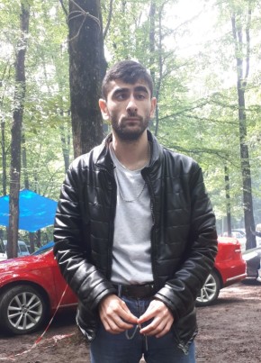 Muhammed Şen, 22, Türkiye Cumhuriyeti, İstanbul