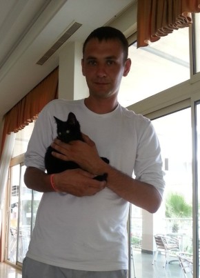 Диман из Сходни 42 года