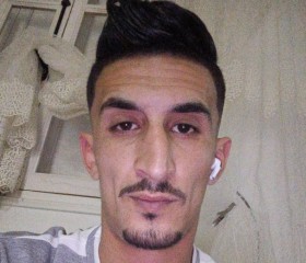Akram, 30, Constantine