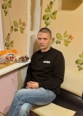 Oleg, 43, Russia, Serpukhov