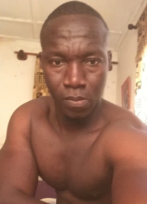 malang, 38, Republic of The Gambia, Bathurst