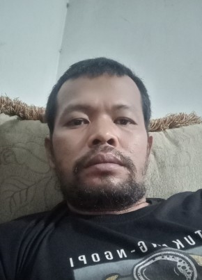 Bewok из Djakarta 34 года