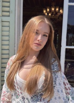 Арина из Воронежа 22 года