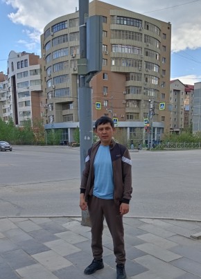Болатбек Таубаев из Якутска 39 лет