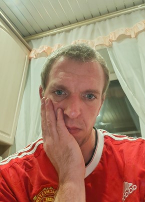 Павел из Узловаи 36 лет
