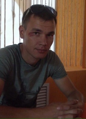 Денис, 36, Россия, Губкинский