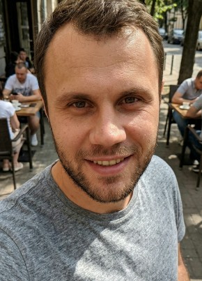 Андрей из Великого Новгорода 34 года
