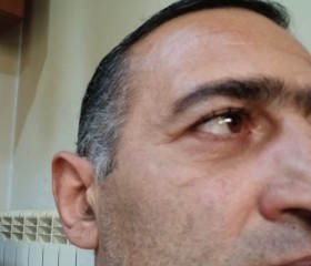 Vahe Hovsepyan, 49, Yerevan
