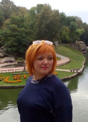Лора, 42, Україна, Харків