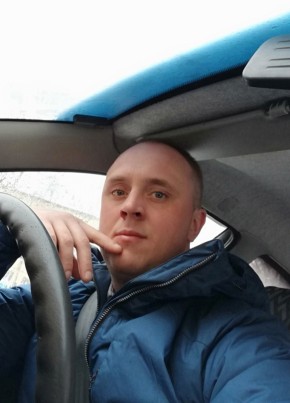 антон из Петрозаводска 38 лет