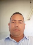 Osmani, 44, Havana