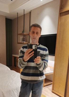 Дмитрий