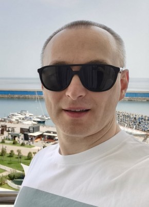Andrey, 45, Россия, Москва