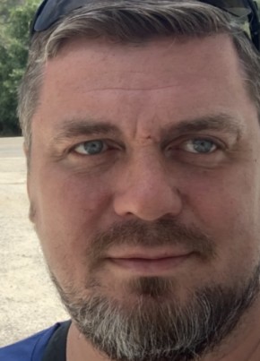 Юрий из Санкт-Петербурга 44 года