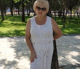 Елена, 57 лет, Симферополь