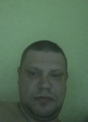Трахтибидох, 47, Россия, Псков