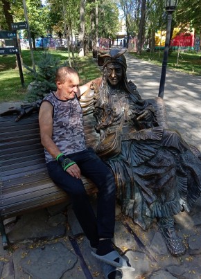 Сергей из Ростова-на-Дону 45 лет