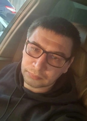 Артем из Краснодара 44 года