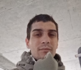Sasha, 29, Moscow