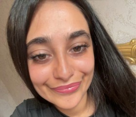 Monika, 19, Budapest