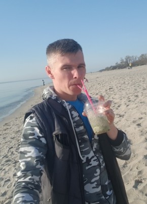 Максим, 36, Россия, Калининград