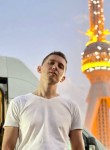 Yuriy, 37, Yenakiyeve
