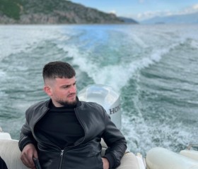 Elidon, 25, Tirana