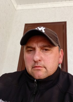 Рефат из Кировска 43 года