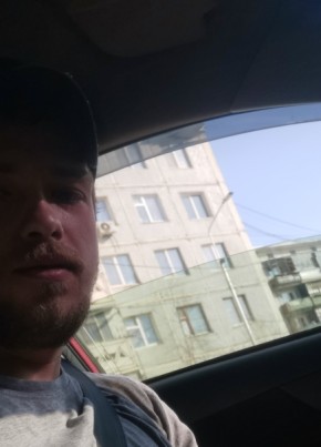 Константин из Азова 27 лет