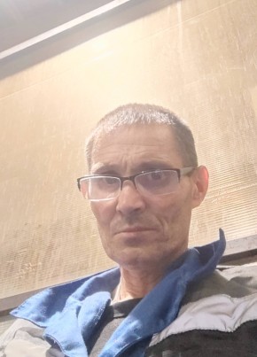 Юрий из Волчихи 52 года