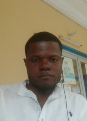 Hector, 30, République du Congo, Pointe-Noire