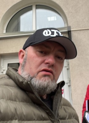 Дмитрий из Химки 45 лет