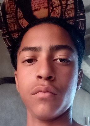 Davi из Governador Valadares 18 лет