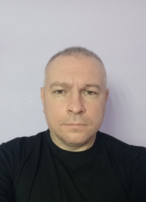 Денис из Тольятти 39 лет