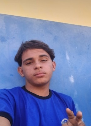 Everson из Coelho Neto 32 года