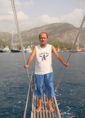 Atif, 63, Türkiye Cumhuriyeti, Ankara