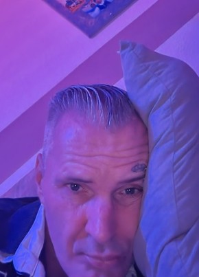 Tino из Möckern 49 лет