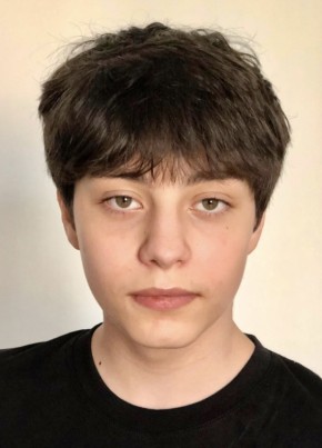 Артем из Кубинки 18 лет