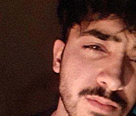Artan, 25, Tehran