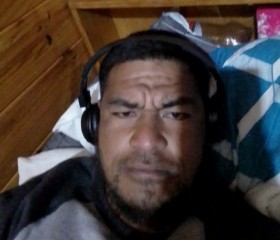 tama, 22, Launceston