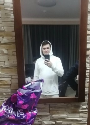 Алексей из Симферополи 21 год