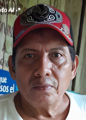 Adan Esquivel, 51, República de Nicaragua, Nueva Guinea