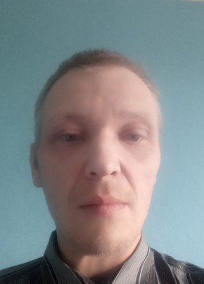 Максим из Торжока 38 лет